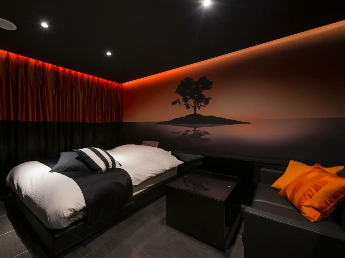 Hotel Crest Hirai (Adults Only) Токіо Екстер'єр фото